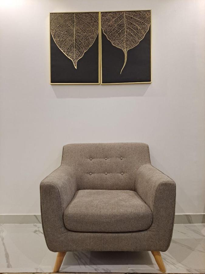 אפרטהוטל כוויית Golden Dahlia Fintas מראה חיצוני תמונה